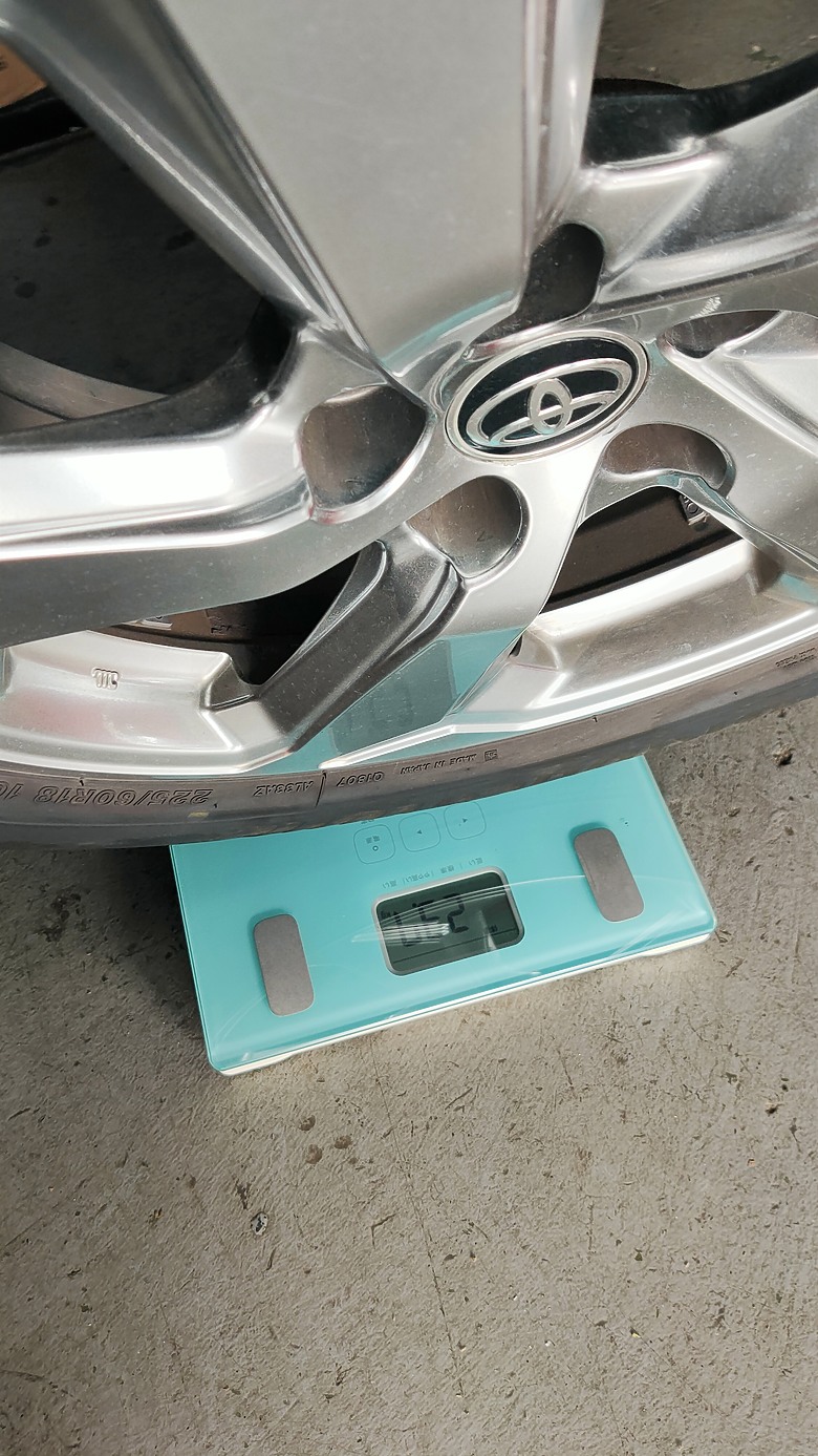 [改裝] RAV4升級19吋輪圈 今天當帥哥 變街上最亮的仔