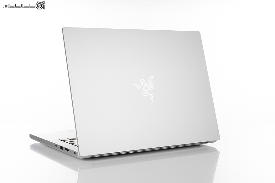 Razer Blade 14 Mercury Edition 2024 實測報告|自由切換玩家與創作者效能模式