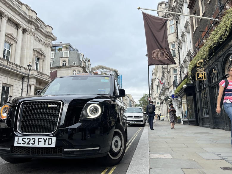 【開箱London Taxi & 英國新能源車】英國汽車文化現場解任務Ep.3