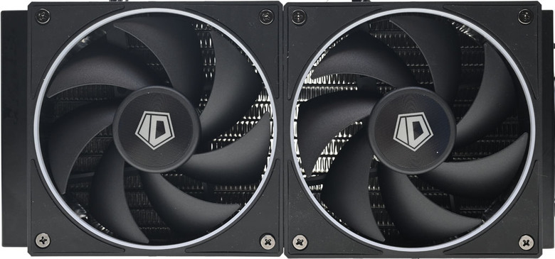 點我看大圖 ID-COOLING SL240一體式水冷散熱器開箱