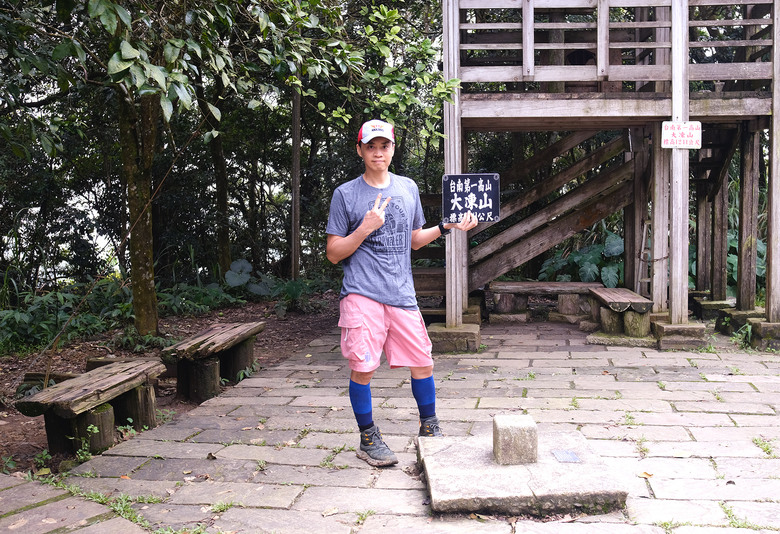 點我看大圖 【九凍雞縱走】這隻雞有夠嗆辣 | 九龍山 | 大凍山 | 雞籠山 |