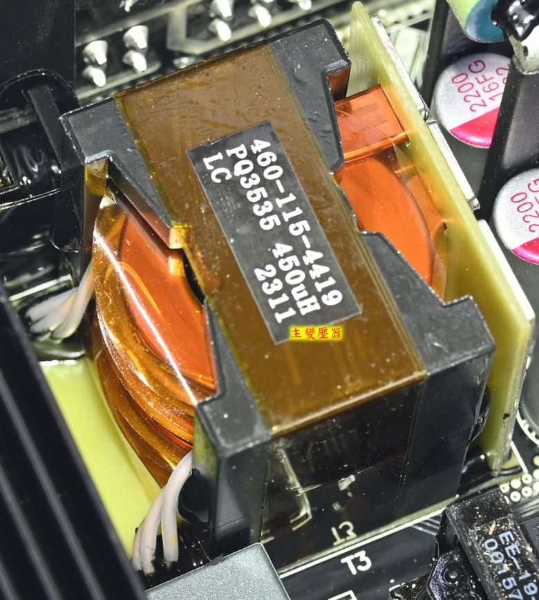 點我看大圖 thermaltake TOUGHPOWER GF A3 ATX 3.0 1050W金牌全模組化電源開箱