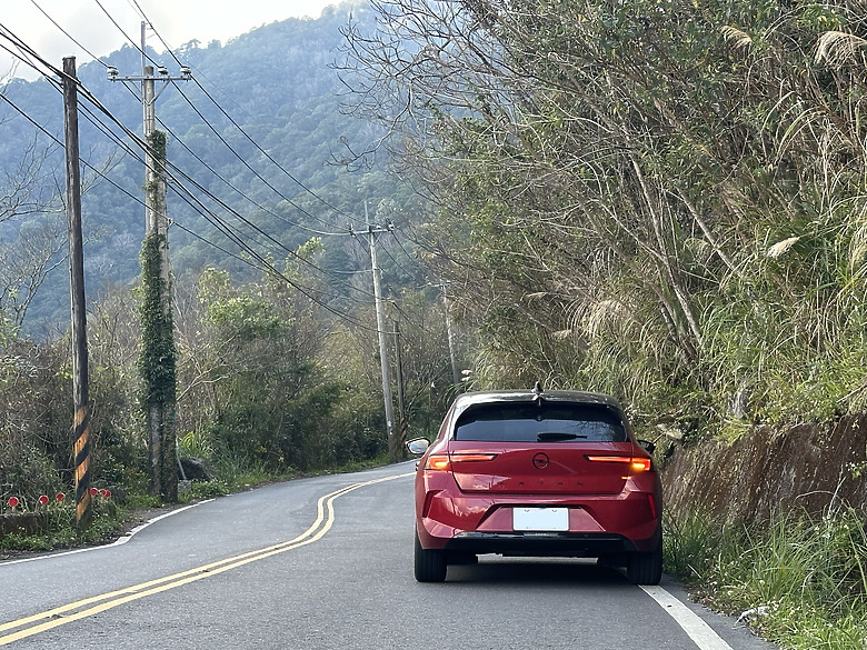 點我看大圖 2023 Opel Astra GS潮流版開箱