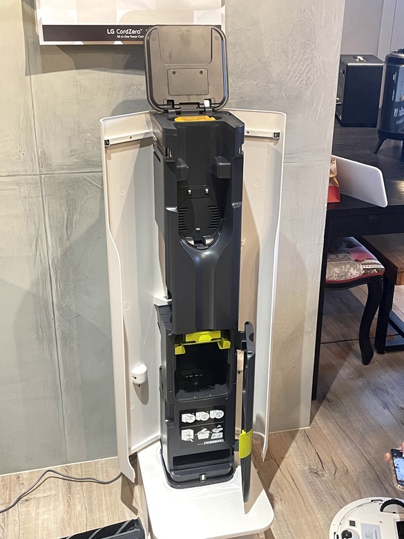 LG CordZero™ All-in-One Tower Combi 清空塔. 體驗會