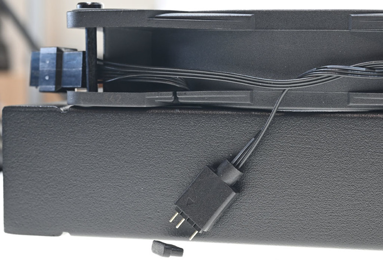 點我看大圖 ARCTIC Liquid Freezer III 420 A-RGB一體式水冷散熱器開箱