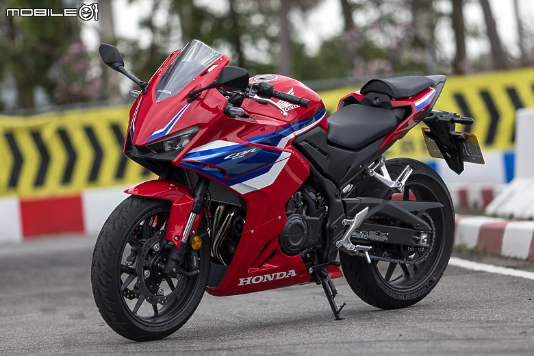 2024 HONDA CBR500R 試駕|外觀元素家族化 新手老手皆適宜