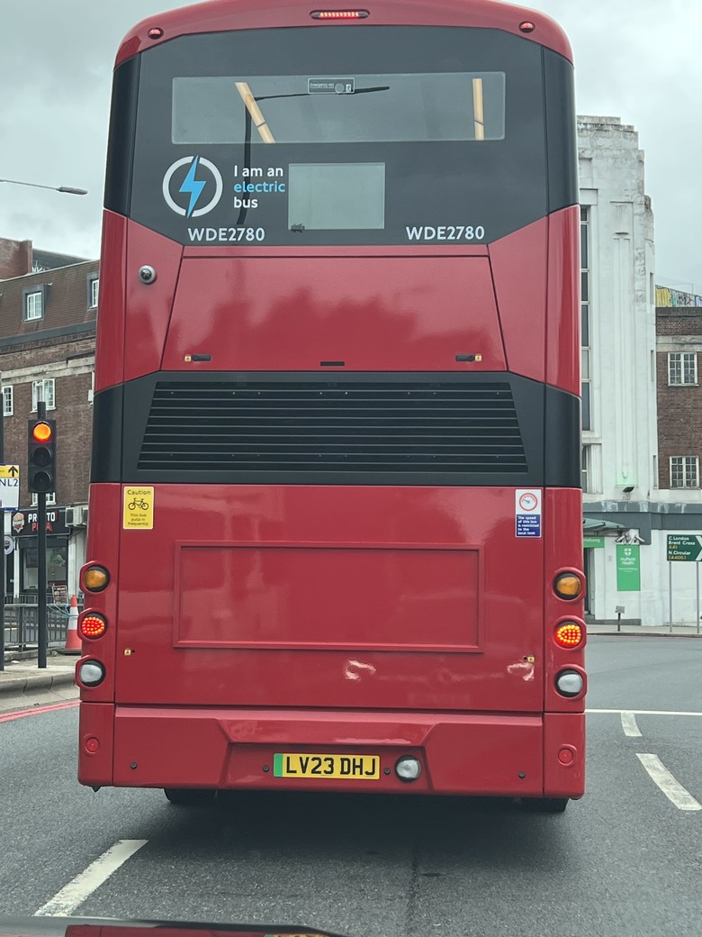 【開箱London Taxi & 英國新能源車】英國汽車文化現場解任務Ep.3