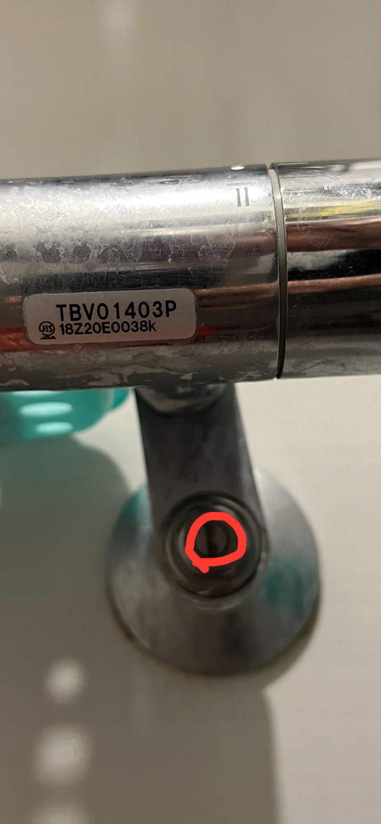toto恆溫水龍頭，一字止水閥處漏水