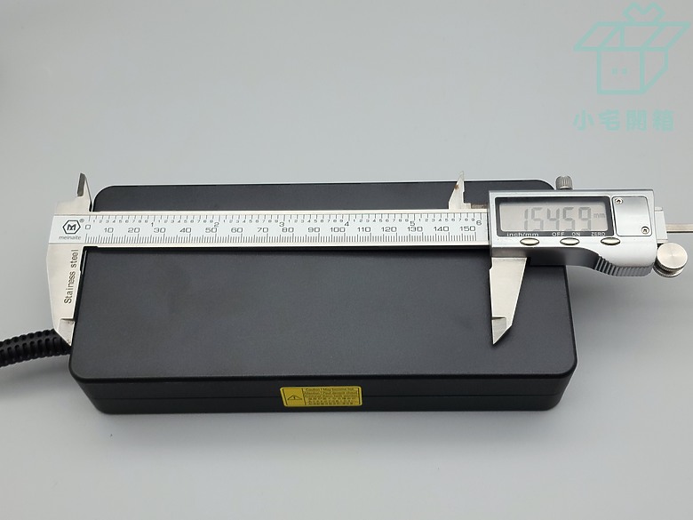 點我看大圖 【小宅開箱】Acer Predator Helios Neo PHN16-72 對的起價格的Super電競遊戲筆電