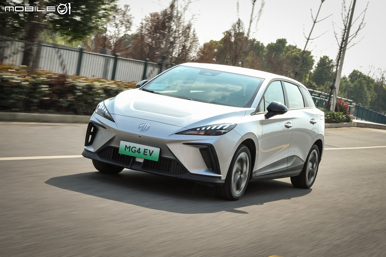 MG4 EV 中國試駕+400公里長程電耗測試|將成為台灣電動車市場的話題製造者!