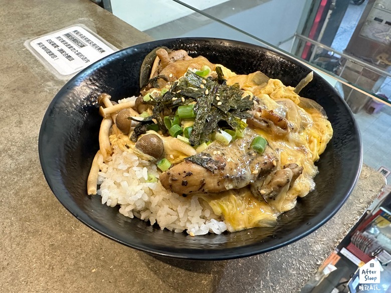 點我看大圖 高雄新興|麻吉咖啡 MACHI CAFE _新堀江商圈學生愛店