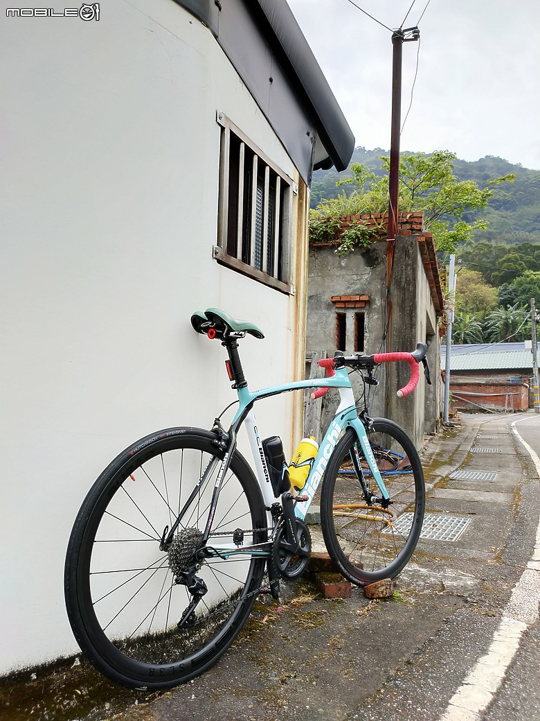 有點想換這組DT Swiss PR 1400 鋁合金爬坡輪