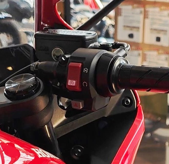 2024 CBR650R/CB650R新舊款比較