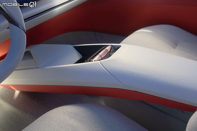 BMW 「Neue Klasse X」 全球首發直擊|滿滿黑科技的全新世代純電 SAV,2025年即將問世!