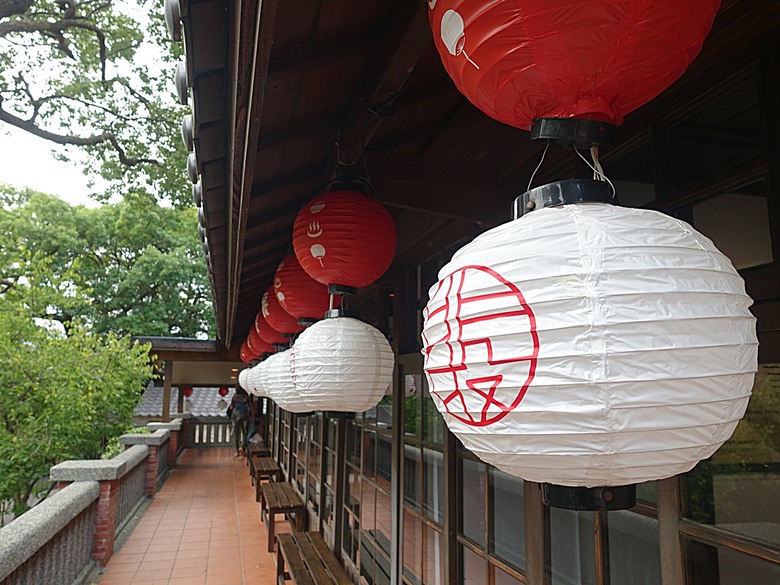 北投溫泉博物館、梅亭旅客服務中心、北投公民會館、普濟寺、地熱谷、凱達格蘭文化館、北投公園、北投圖書館、前日軍衛戍醫院北投分院 — 北投公園週邊冬季散策