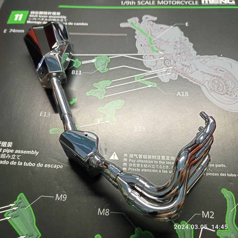 點我看大圖 【模型新手也能輕鬆組 Part1】MENG 1/9 KAWASAKI H2 悅色版 重機模型