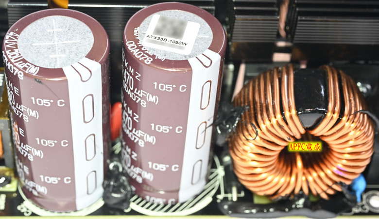 點我看大圖 thermaltake TOUGHPOWER GF A3 ATX 3.0 1050W金牌全模組化電源開箱