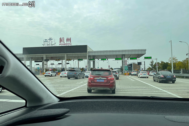 免考照也能在中國自駕|台灣人換取臨時駕照&上路心得分享!