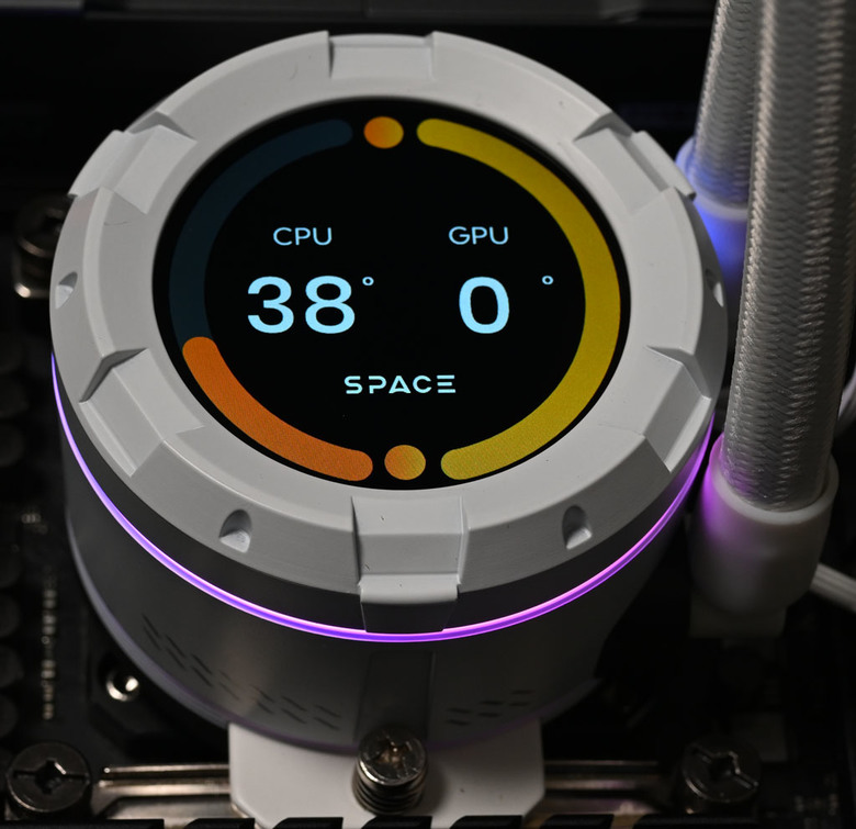 點我看大圖 ID-COOLING SL360 WHITE一體式水冷散熱器開箱