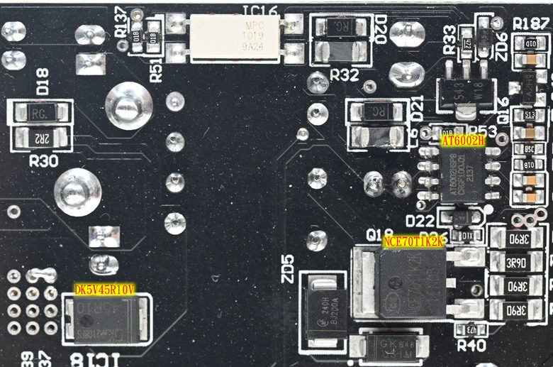 Apexgaming ODIN ATX 3.0 1650W白金全模組化電源開箱