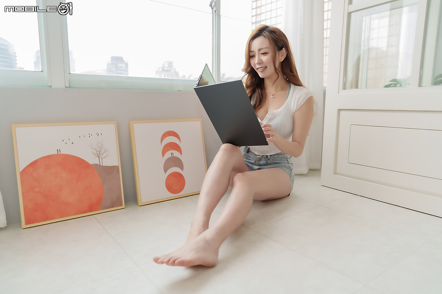 點我看大圖 ASUS Zenbook DUO (2024) UX8406 測試報告|保有最佳行動效能與續航的雙螢幕筆電