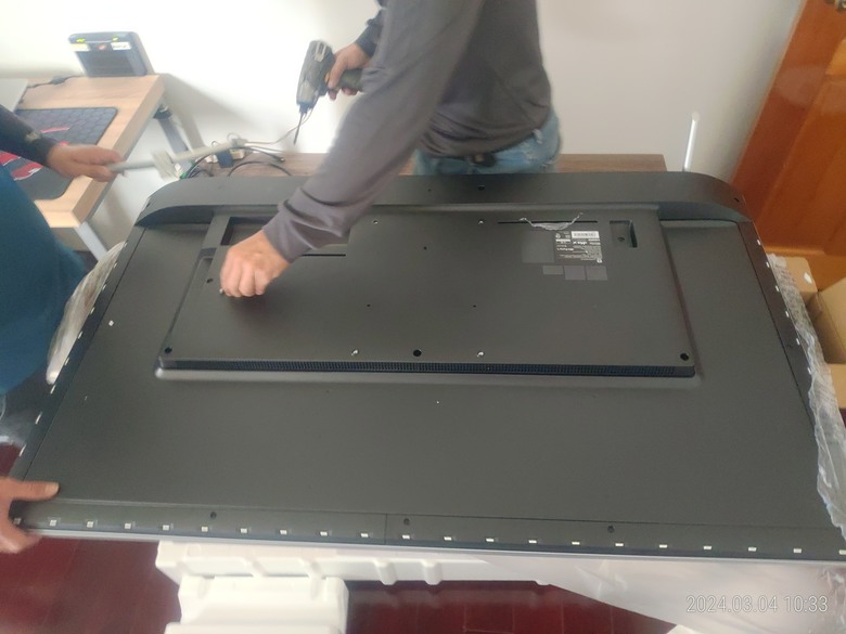 Ambilight (流光溢彩)初體驗（PHILIPS-55PUH8528）