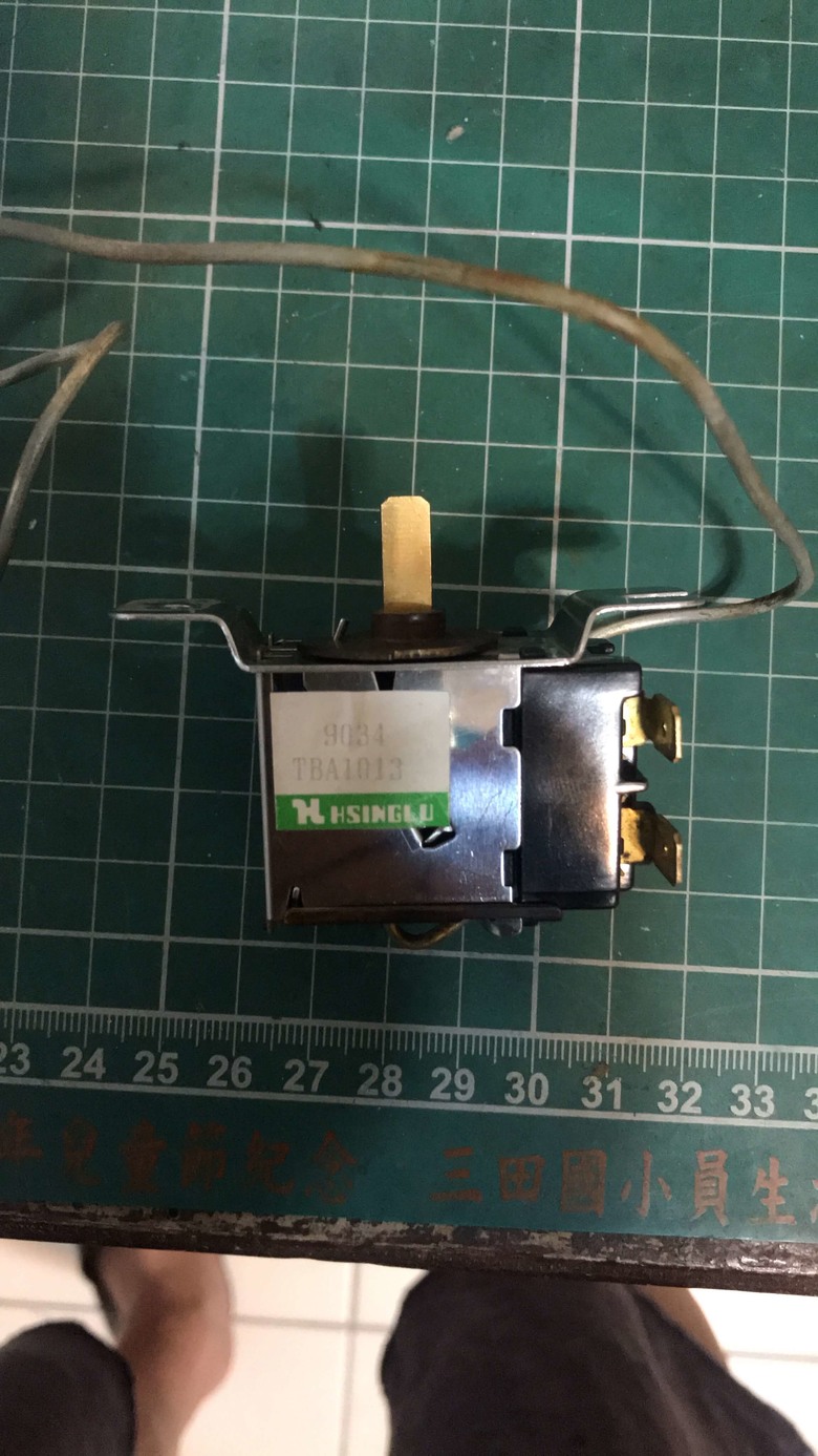 歌林電冰箱 KR-LN246 冰箱不冷...