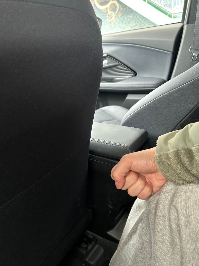 iRent的 YARIS CROSS 開箱