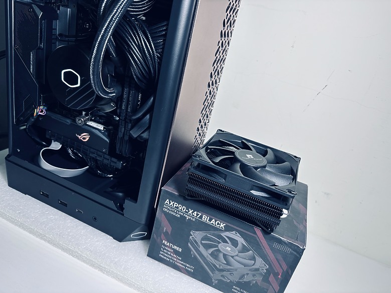 「立式高塔 itx 主機，賽博煙囪！」Cooler Master Ncore 100 Max 開箱分享～