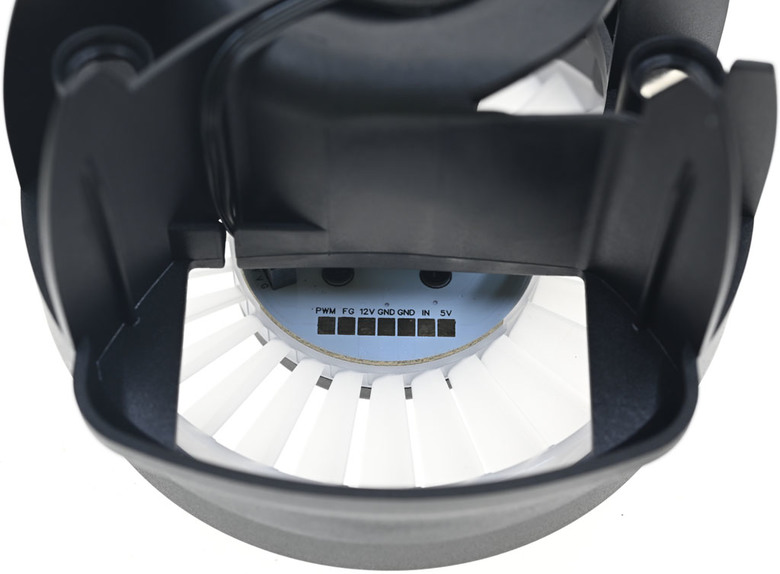 點我看大圖 ARCTIC Liquid Freezer III 420 A-RGB一體式水冷散熱器開箱