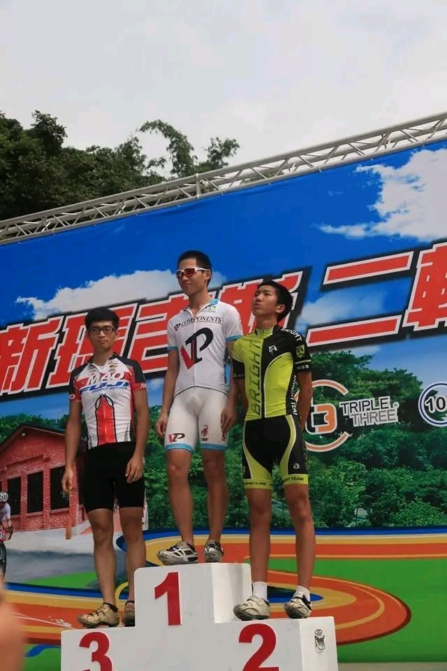點我看大圖 謝謝大家幫我找回單車,當我人生不如意,靠單車翻轉台灣阿甘正傳學習阿甘精神,也感謝台灣媒體幫我採訪感動故事