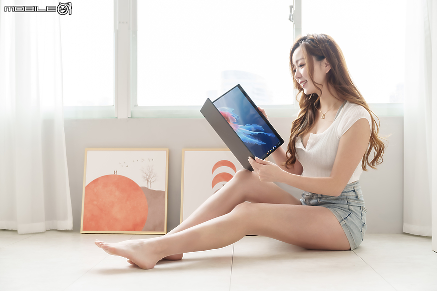 點我看大圖 ASUS Zenbook DUO (2024) UX8406 測試報告|保有最佳行動效能與續航的雙螢幕筆電