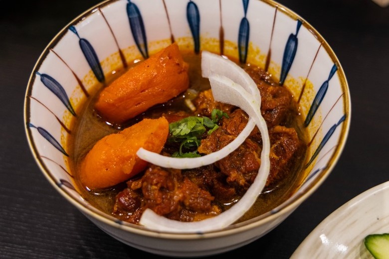 員林越南菜首選│正宗風味創意研發 「牛肉河粉」現點現沖！