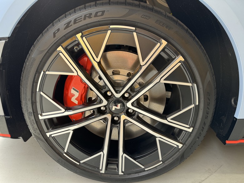 熱血十足的IONIQ5 N搶先賞車