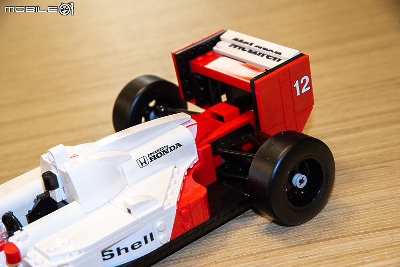 【開箱】LEGO 樂高三款 F1 賽車作品實拍:10330 McLaren MP4/4、42165/42171賓士W14 E Performance!