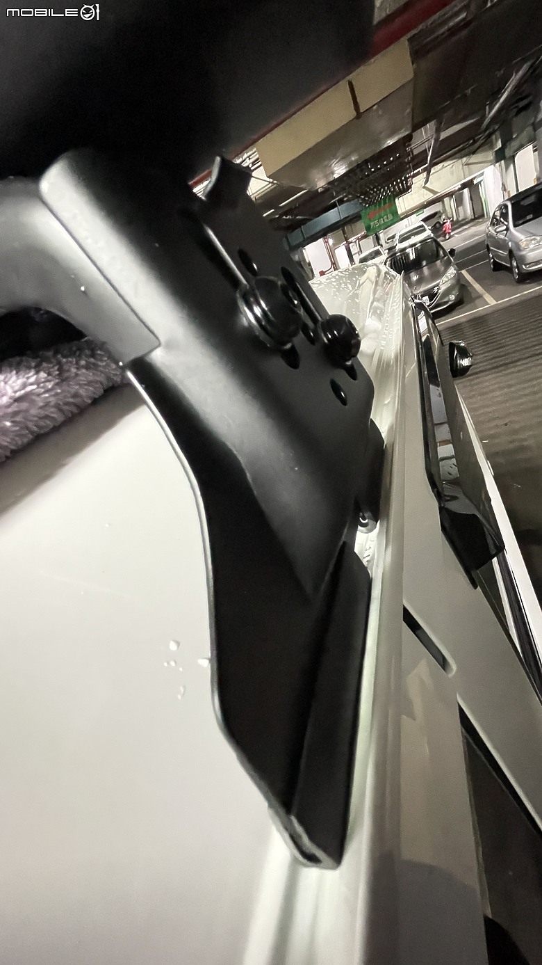 點我看大圖 TOYOTA Town Ace Van胖卡車頂架開箱:裝車頂架必讀,內文介紹適用Town Ace各大廠牌車頂架規格及安裝車頂架變更行照/驗車各項法規規定