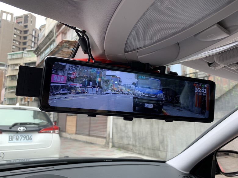 分享安裝、實測Mio R810D 前後雙鏡後視鏡型行車記錄器