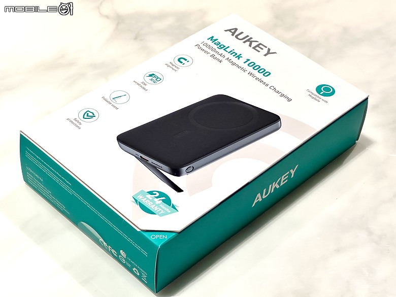 [束褲開箱] AUKEY Omnia II 第二代氮化鎵系列充電器、行動電源