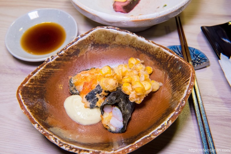 【臺南美食】台南預約制無菜單料理，坐在板前看料理長現場製作割烹料理，提供板前座位及包廂空間~鮨本味 - 南人幫
