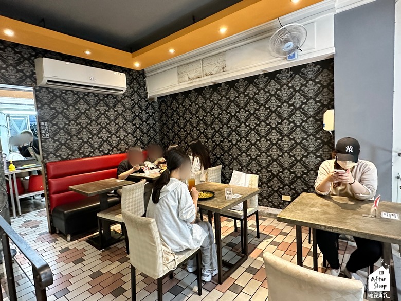 點我看大圖 高雄新興|麻吉咖啡 MACHI CAFE _新堀江商圈學生愛店