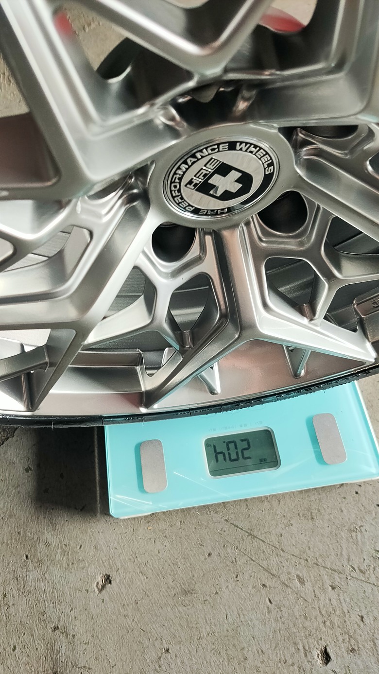 [改裝] RAV4升級19吋輪圈 今天當帥哥 變街上最亮的仔