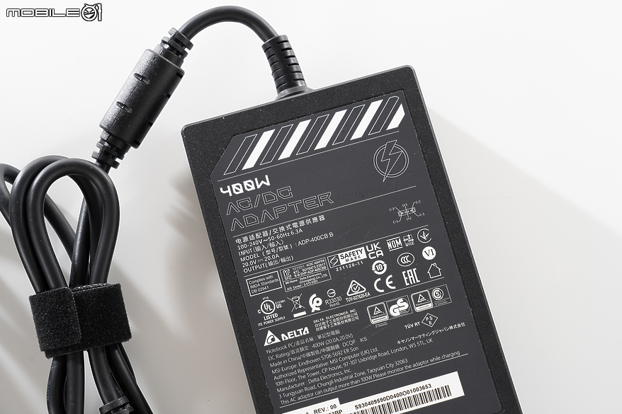 MSI Titan 18 HX A14V 測試報告｜穩坐龍魂電競的旗艦效能王座