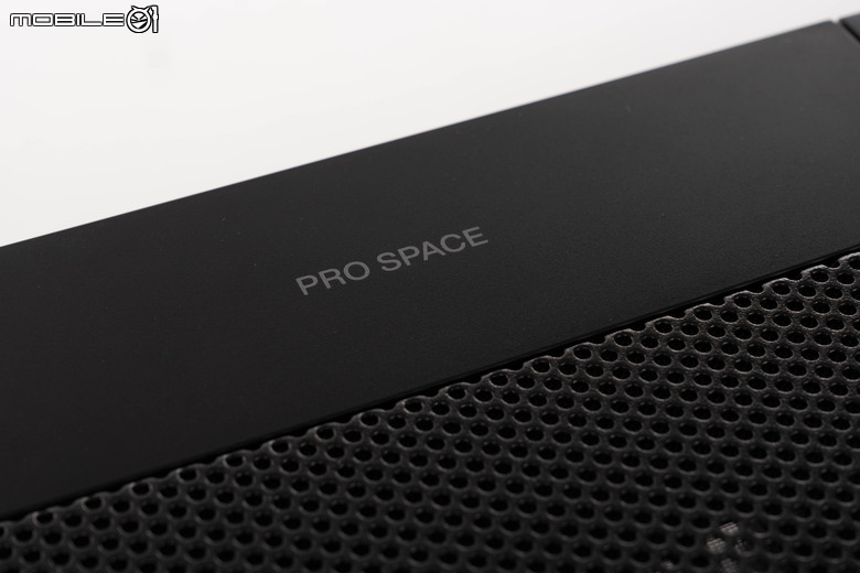 華碩 ProArt PA602 創作者機殼實組 以大容量/高效散熱搭配貼心設計打造的創作基地