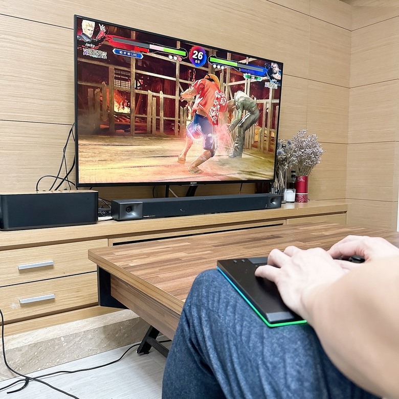 Razer Kitsune - 超纖薄、超精準、快速出招,讓您成為格鬥高手