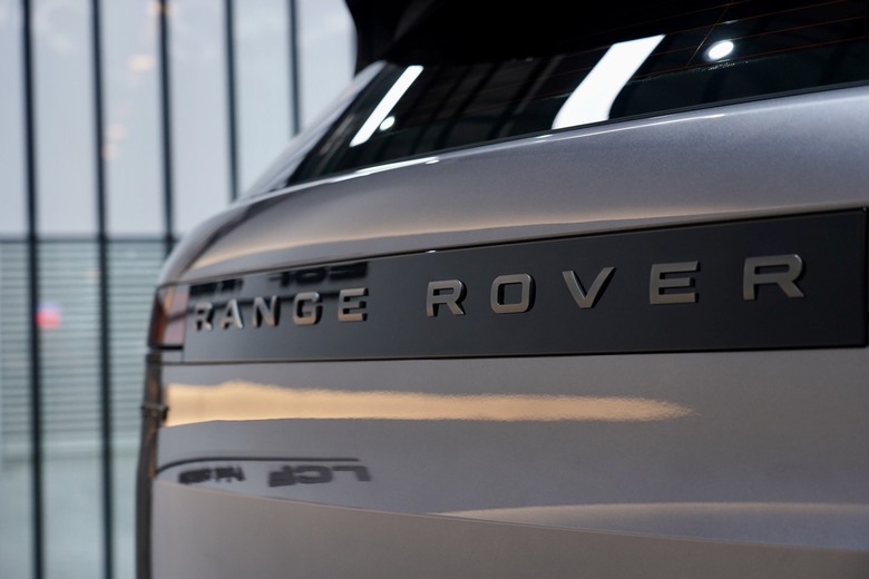 分享：2023年式 Range Rover Sport Dynamic P400