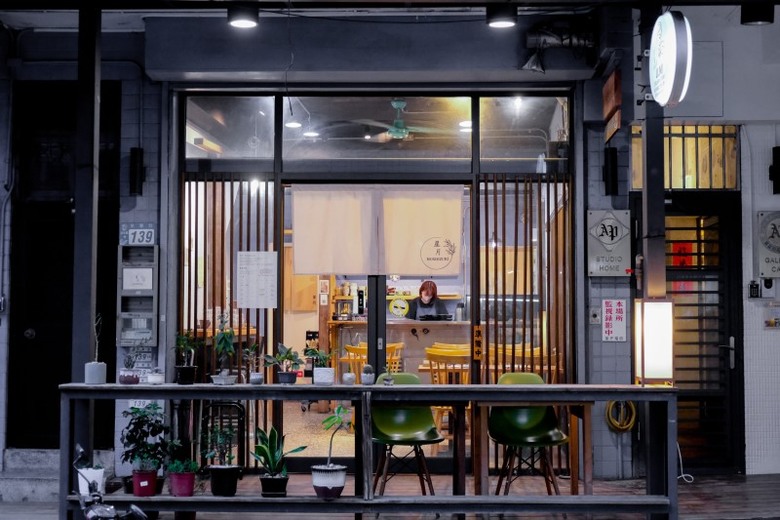 新北人氣日式定食│精心設計套餐營養美味 暖心裝潢如家一般