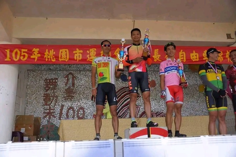 點我看大圖 謝謝大家幫我找回單車,當我人生不如意,靠單車翻轉台灣阿甘正傳學習阿甘精神,也感謝台灣媒體幫我採訪感動故事