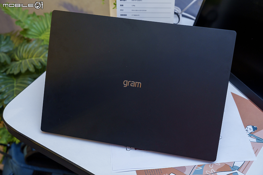 【採訪】LG 發表全新 gram Pro 與 gram 系列筆電 極致輕量風格各表