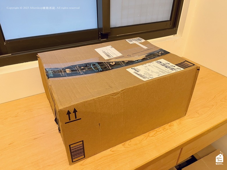 從AMAZON買玩具給小糰｜校車及飛機造型方向盤幼教玩具開箱