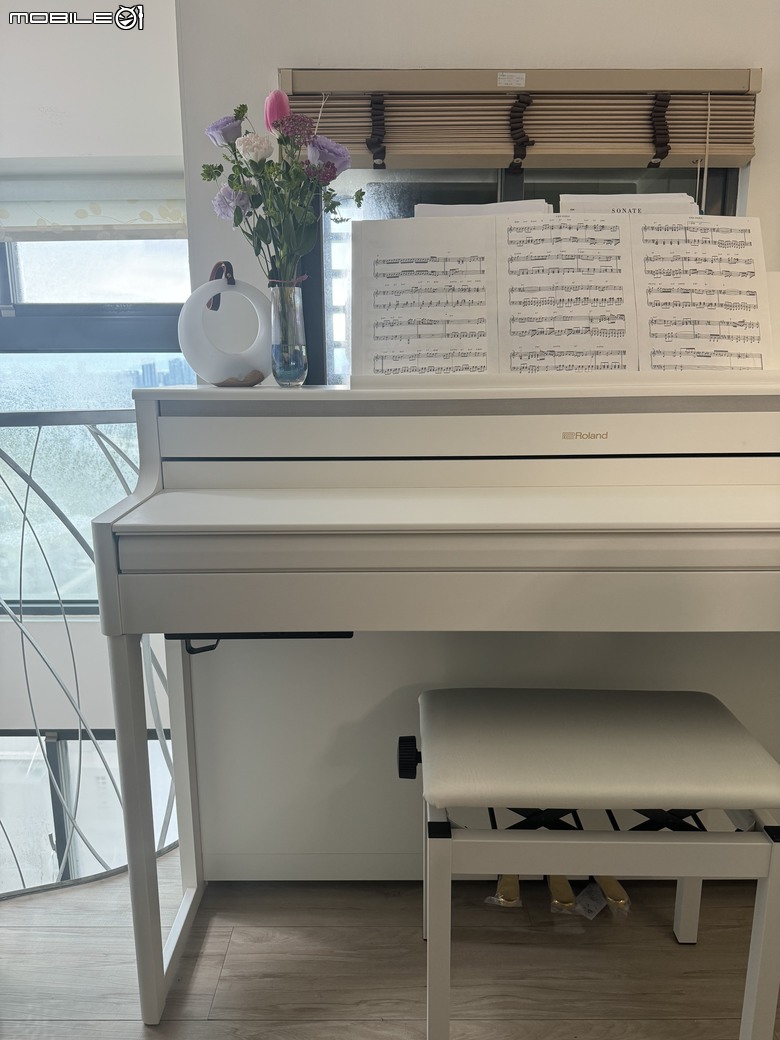 Roland 704 電鋼琴開箱